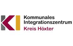 Als Bestandteil der Abteilung „ Bildung und Integration“ stärkt das Kommunale Integrationszentrum die Integrationsarbeit kreisweit. Die integrationsrelevanten Akteure wie Kommunen, freie Träger und Integrationsfachdienste werden durch das KI Kreis Höxter vernetzt und Aktivitäten gebündelt und aufeinander abgestimmt.