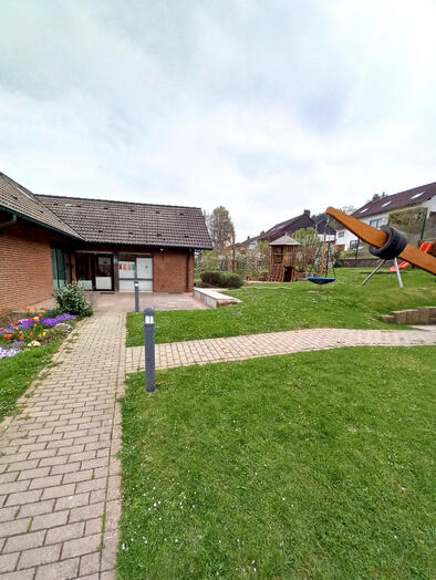 Haus mit Außenbereich in Höxter-Bruchhausen