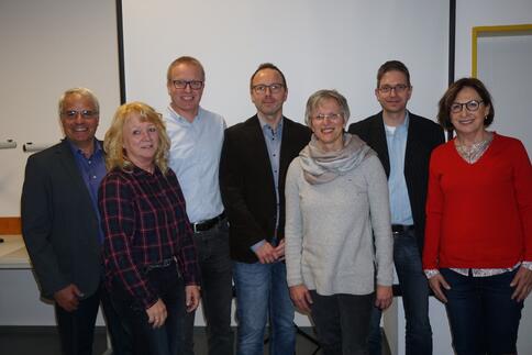 Der Vorstand der Lebenshilfe Kreisvereinigung Höxter e.V. (von links): Klaus-Peter Ewen, Maria Kersting, Elmar Sommer, Alexander Rode (1. Vorsitzender), Hildegard Lessmann (2. Vorsitzende), Oliver Thöne, Elisabeth Ahrens.